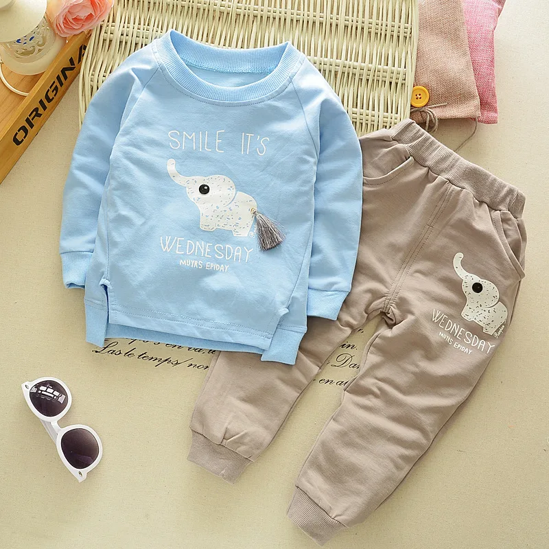 New arrival children clothing sets for boy in autumn fashion animal print in bulk