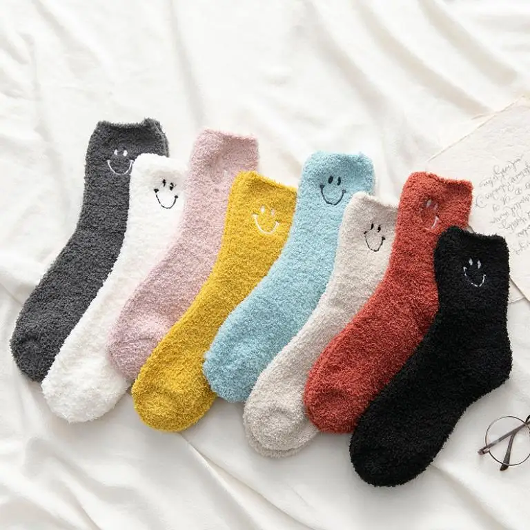 

Jingwen OEM Calcetines Polar Coral Women Crew Socks