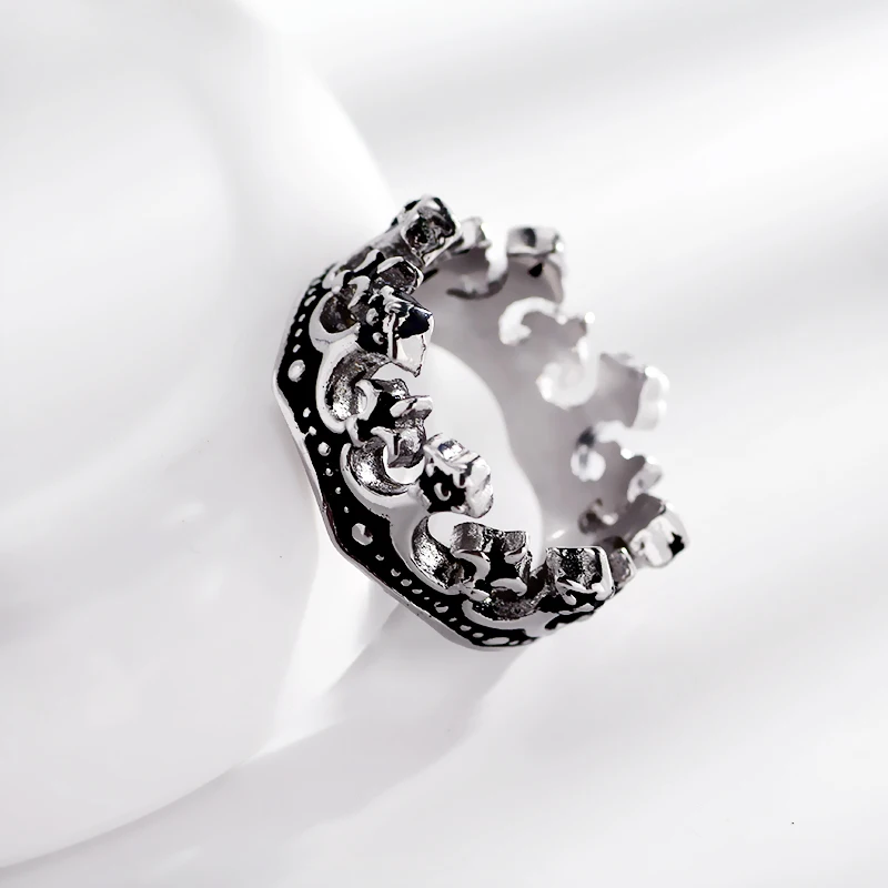 

Vintage Korean Fashion Personality Crown Ring Jewelry Men Hip Hop Stainless Steel Punk Men Rings