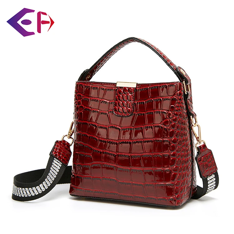 

2021 Trendy Famous Brands Design Messenger Bag Women Purse Handbags