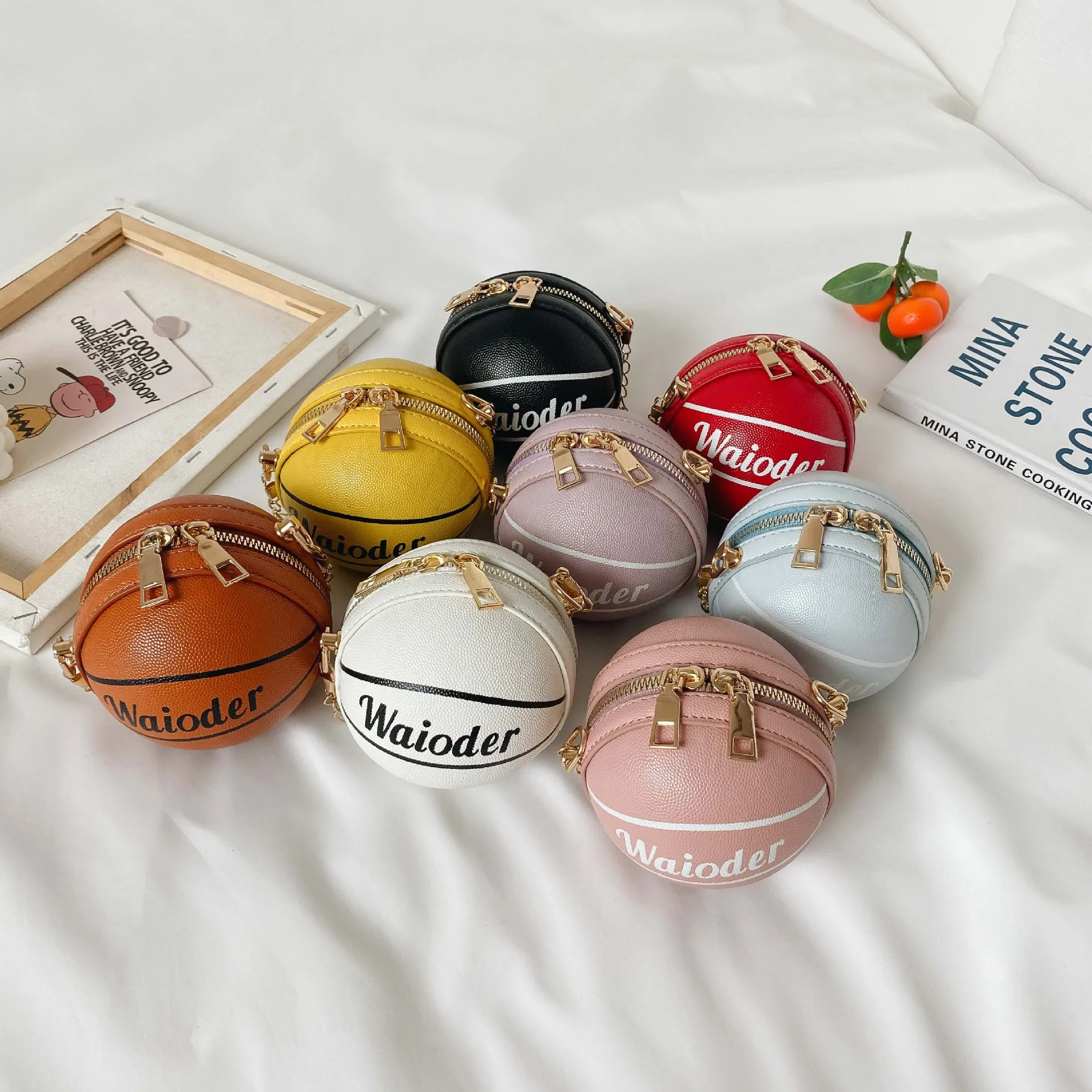 

2020 latest basketball bags for kids round shoulder bag with chain kids wallet purse, Accept customized color