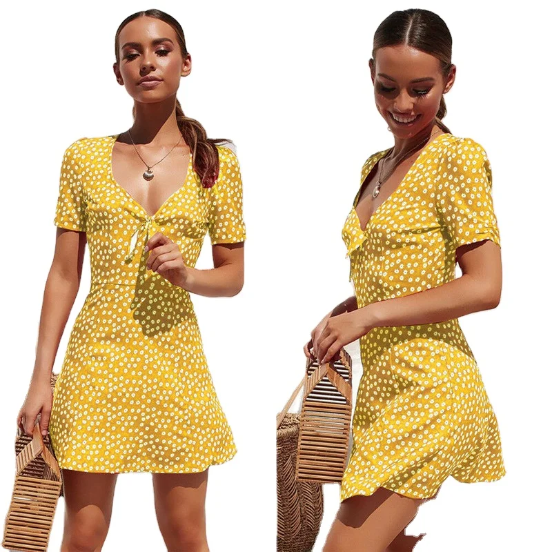

2020 New Women V Neck Summer Party Oem Women Clothing Sexy Short Sleeve Dot Print Bodycon Dress Pleated Skirt