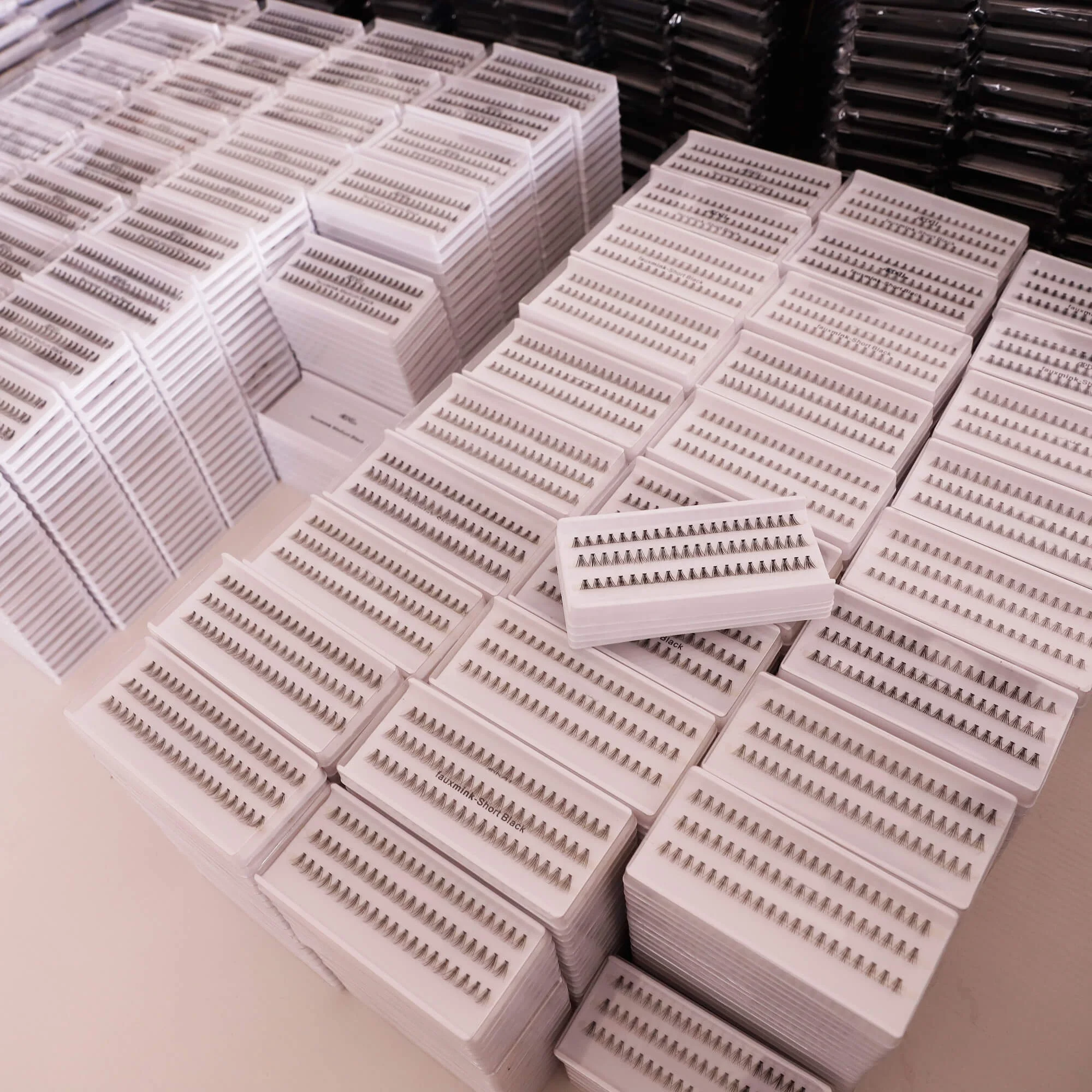 

10d 20d 30d cluster lashes eyelash extension black square eyelash packaging, Natural black
