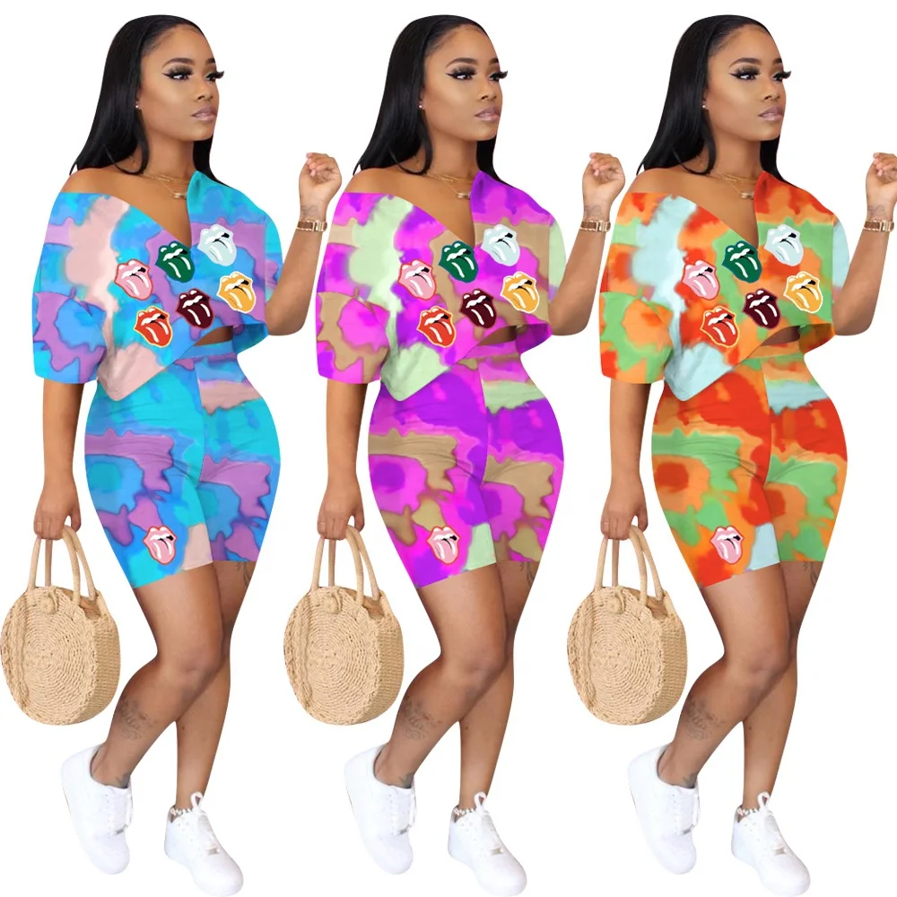 

MT32-6279 Tie Dye Lip Print Casual Two Pieces Short Set Women 2021 Summer Trendy Loose V Neck Top With Fitted Short Outfit