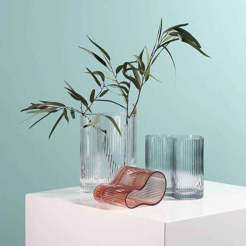 

ins hot sale factory Wholesale Cheap Clear Glass Vase Transparent Wedding Table Decoration modern infinite Shaped glass vase, 3 colors