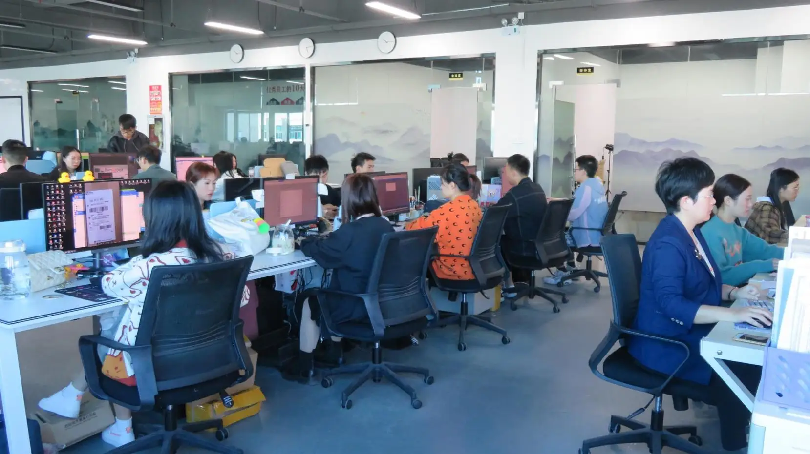 3kva Igbt/spwm Max L17a H8.6a High Voltage Variable Frequency Ac Power