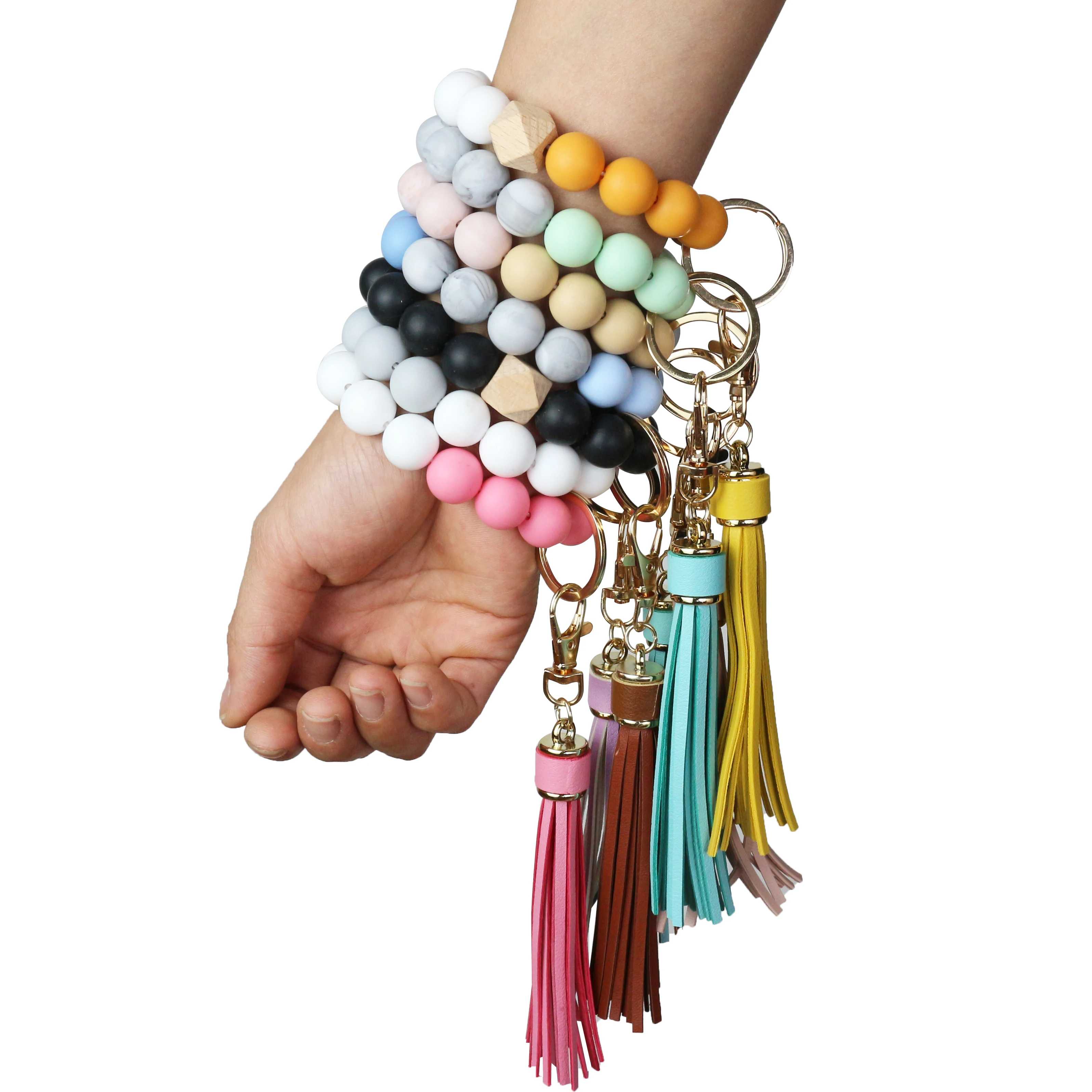 

2021 PU Leather Tassel Women Lobster Clasp KeyRing Custom Logo Food Grade Silicone Wood Beads Wristband Bangle Keychain Bracelet