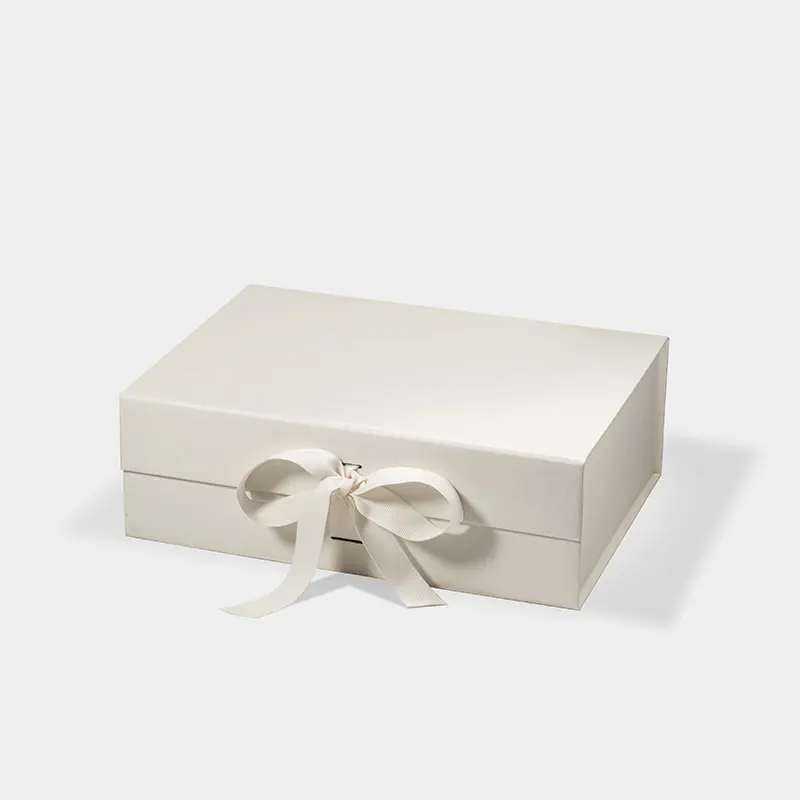 

Luxury cardboard paper packaging magnetic closure ivory bridesmaid present gift box with ribbon