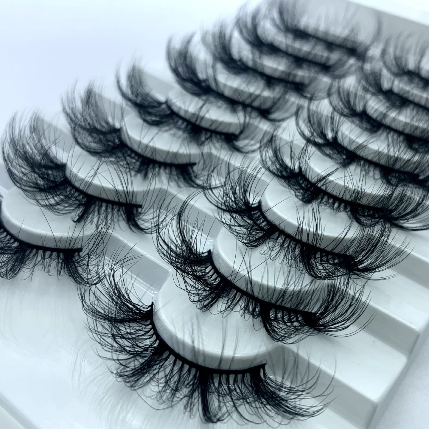 

Factory Direct Premium Wholesale Mink Eyelash 8 Pairs False Eyelash Sets with Custom Logo Packaging