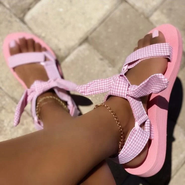 

2021 Womens Sandals Trendy Shoes Plaid Summer Beachwear Slippers Butterfly Knot Flat Sandals For Women And Ladies