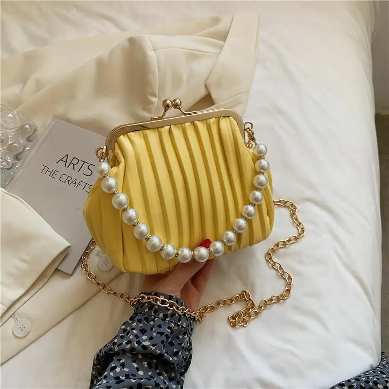 

Low Moq Custom Sac A Main Women Clutches Small Jelly Ruffles Custom Hand Bag Chains Pearl Shell Cross Body Bag For Ladies