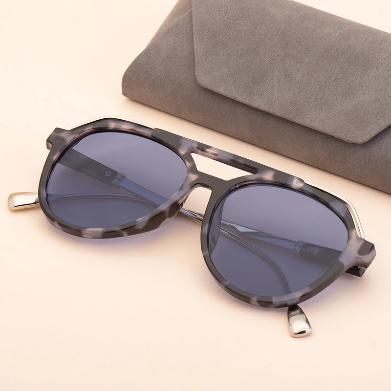 

2021 Adults Pilot Style Plastic Frame, UV400 Trendy Unique Vintage Double Bridge Sunglasses For Men Women/, Custom colors
