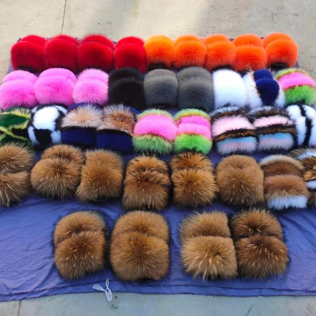 

Fashion high quality fur raccoon fur slippers kids and women's fashion party everyday wear fur slippers