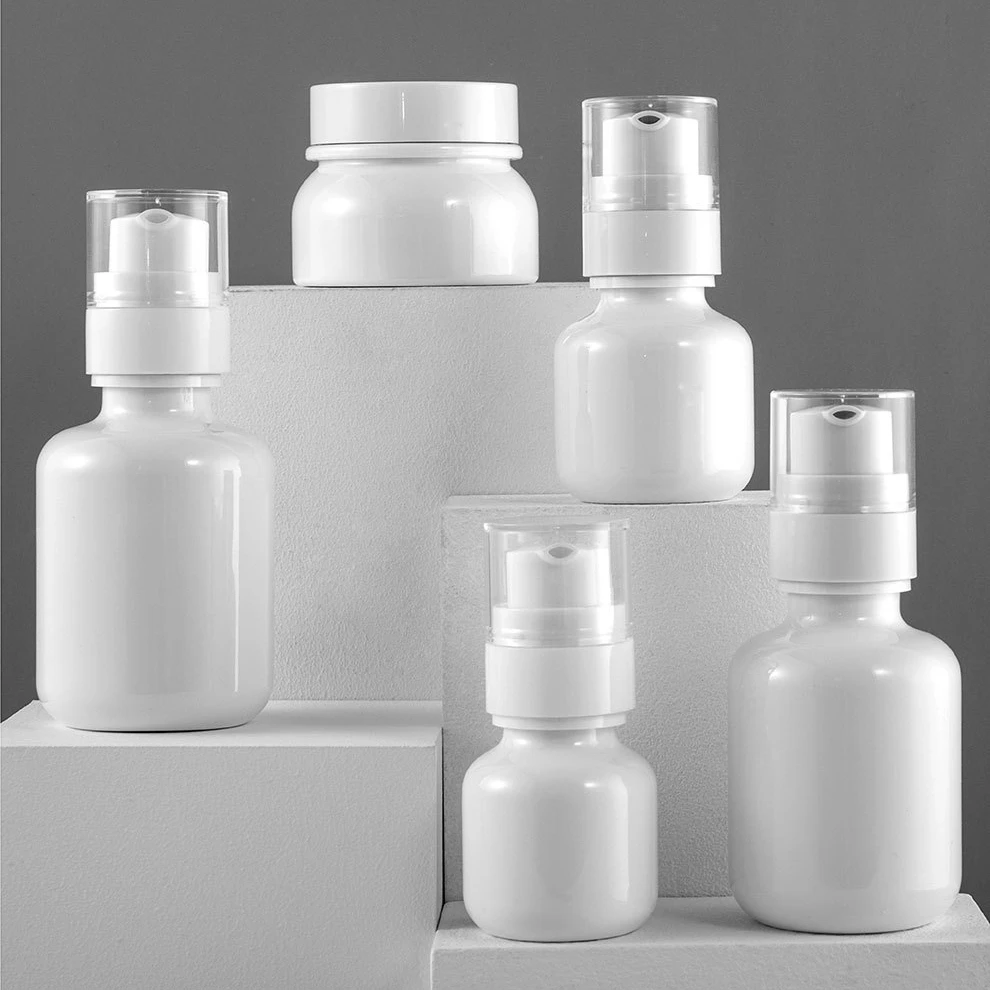 

New Arrivals Unique Empty White PET Plastic Mist Spray Bottle Lotion Pump Bottles Cosmetic Set for Skincare