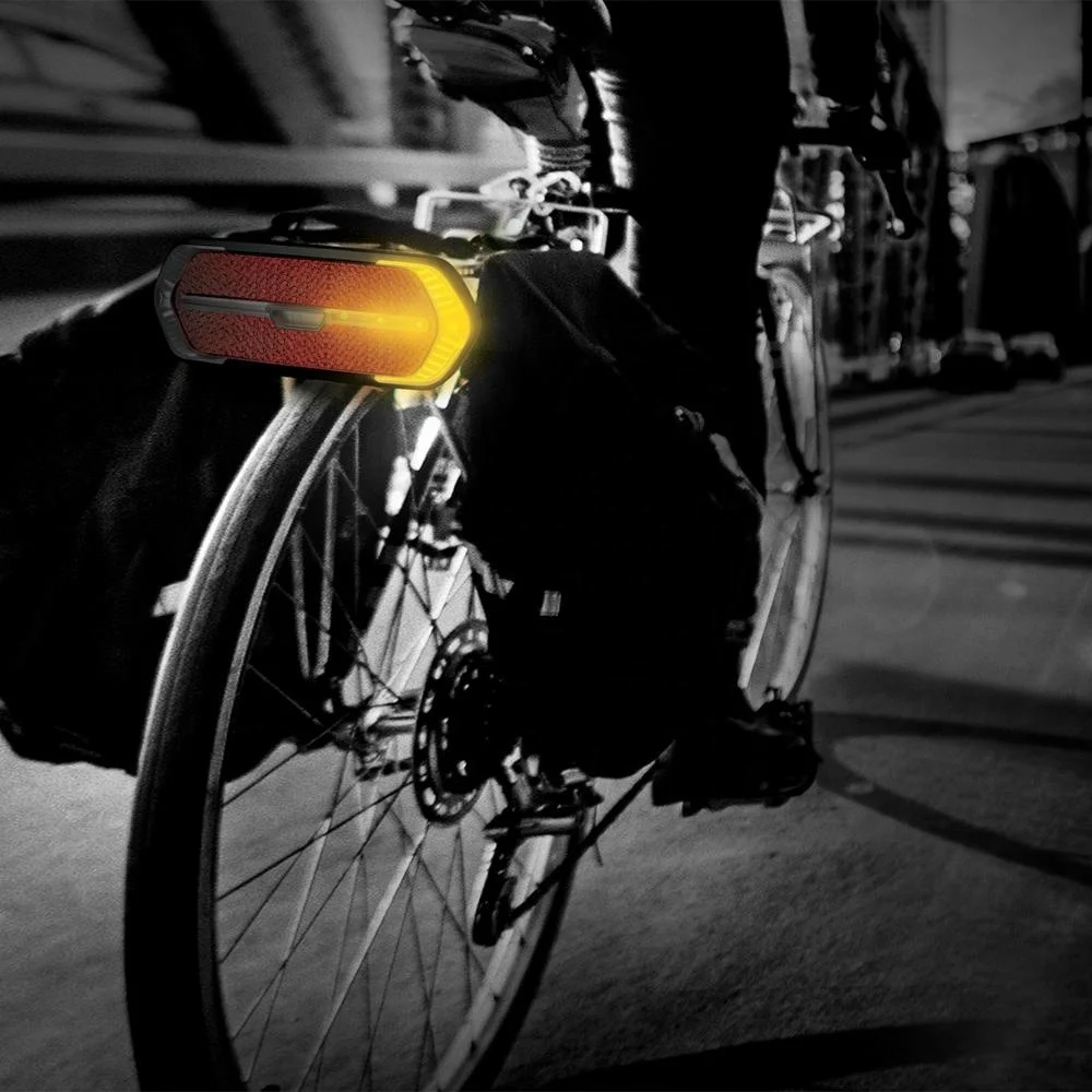 

2021New Arrival Battery Operated LED Bike Light Turn Signal