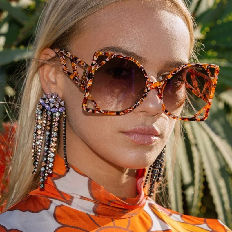 

Creative Big Oversized Gradient Tinted UV400 Protection Glasses Sunglasses Women Ladies Girls Female Fashion Shades
