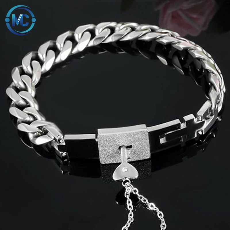 

Valentine's Day Gift Concentric Interlocking Key Titanium Steel Couple Bracelet, Colors