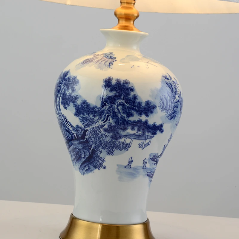 Factory supply Modern blue and white porcelain ceramics body fabric shade table lamp for Home use