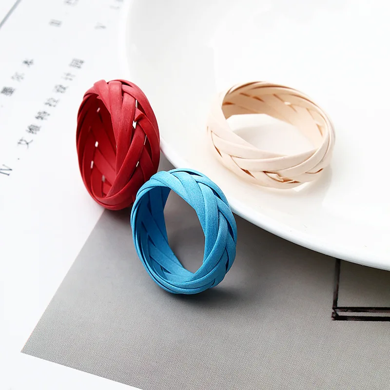 

Weihao spring summer natural simple personalized ring red blue and white three-color geometric ring braided leather ring, As picture show