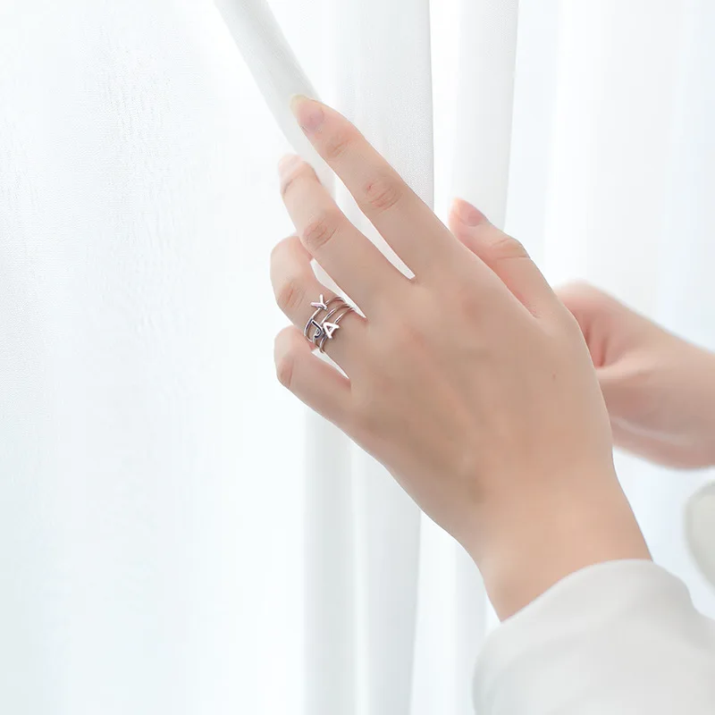 

R1541 Magnetic Luxury Jewelry 925 Silver Letter Ring 26 English Letter Ring