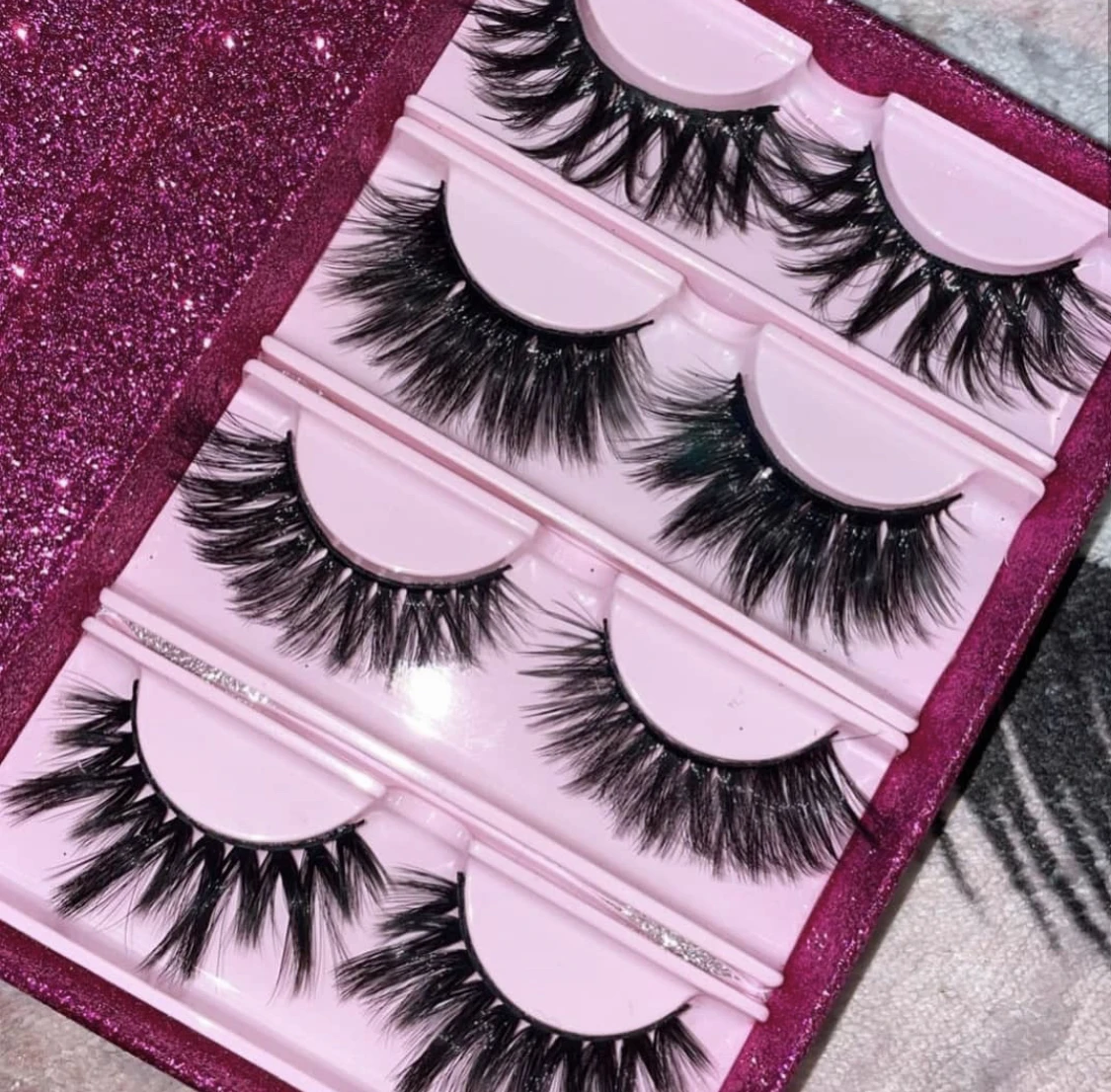 

5 Pairs Lashes Private Label 3D Mink Lashbook Colorful Custom Lashcases Eyelash Packaging Box Custom Eyelash Books, Black color