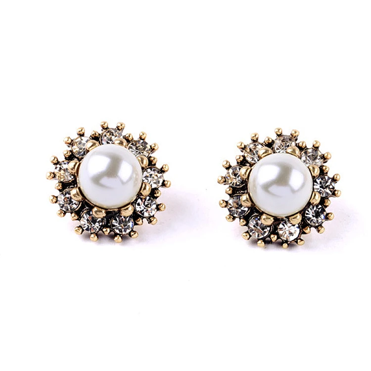 

Charare western style vintage round pearl zircon stud earrings accessories, Gold & white