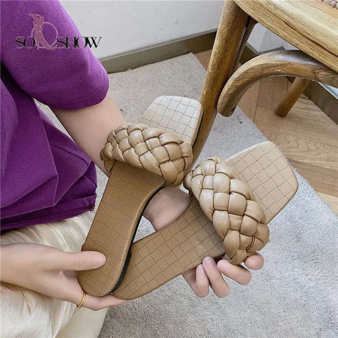 

2021 new trendy woven slippers wholesale women flat slippers for women and ladies