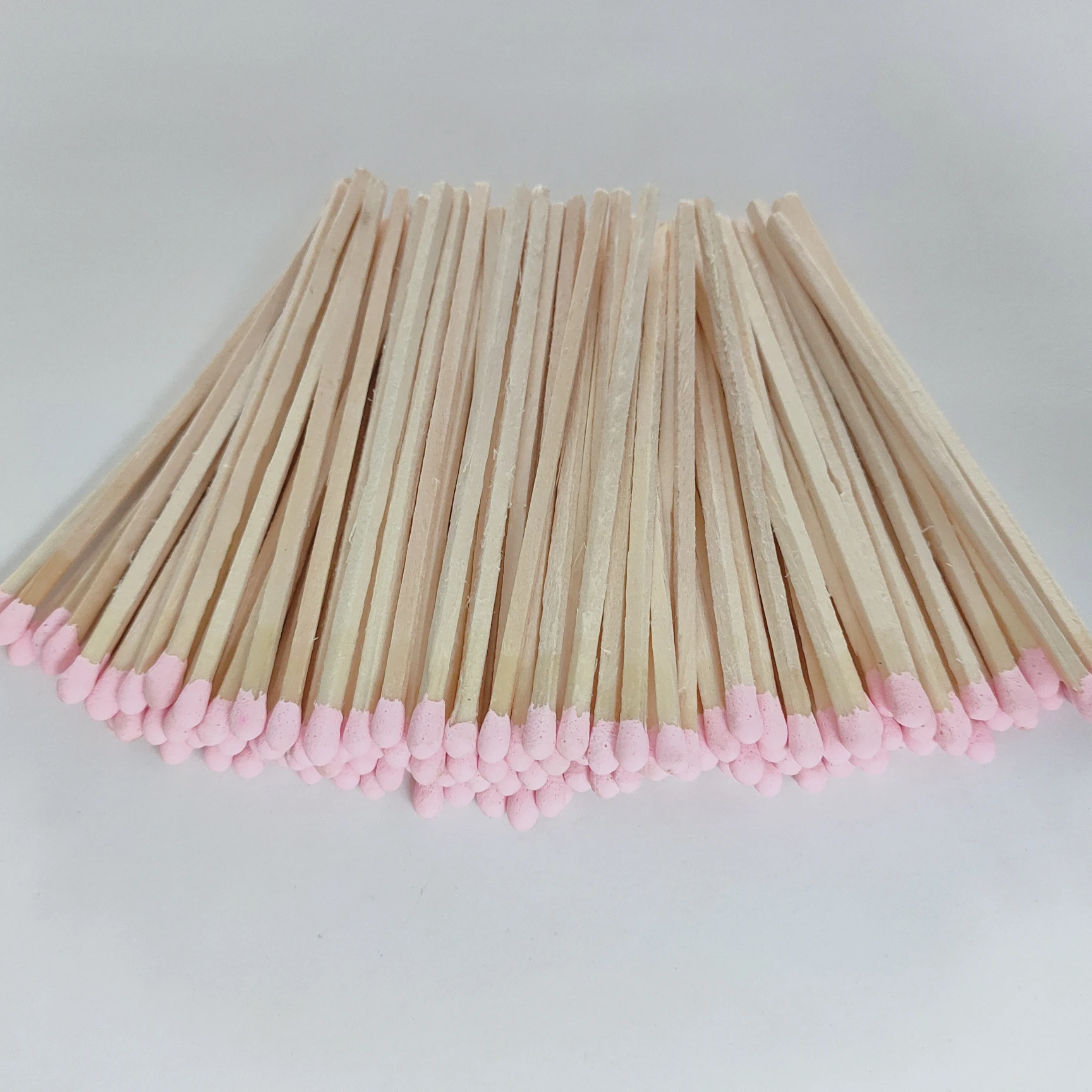 

Bulk wooden long sticks hotel match decorate wholesale price pink matches