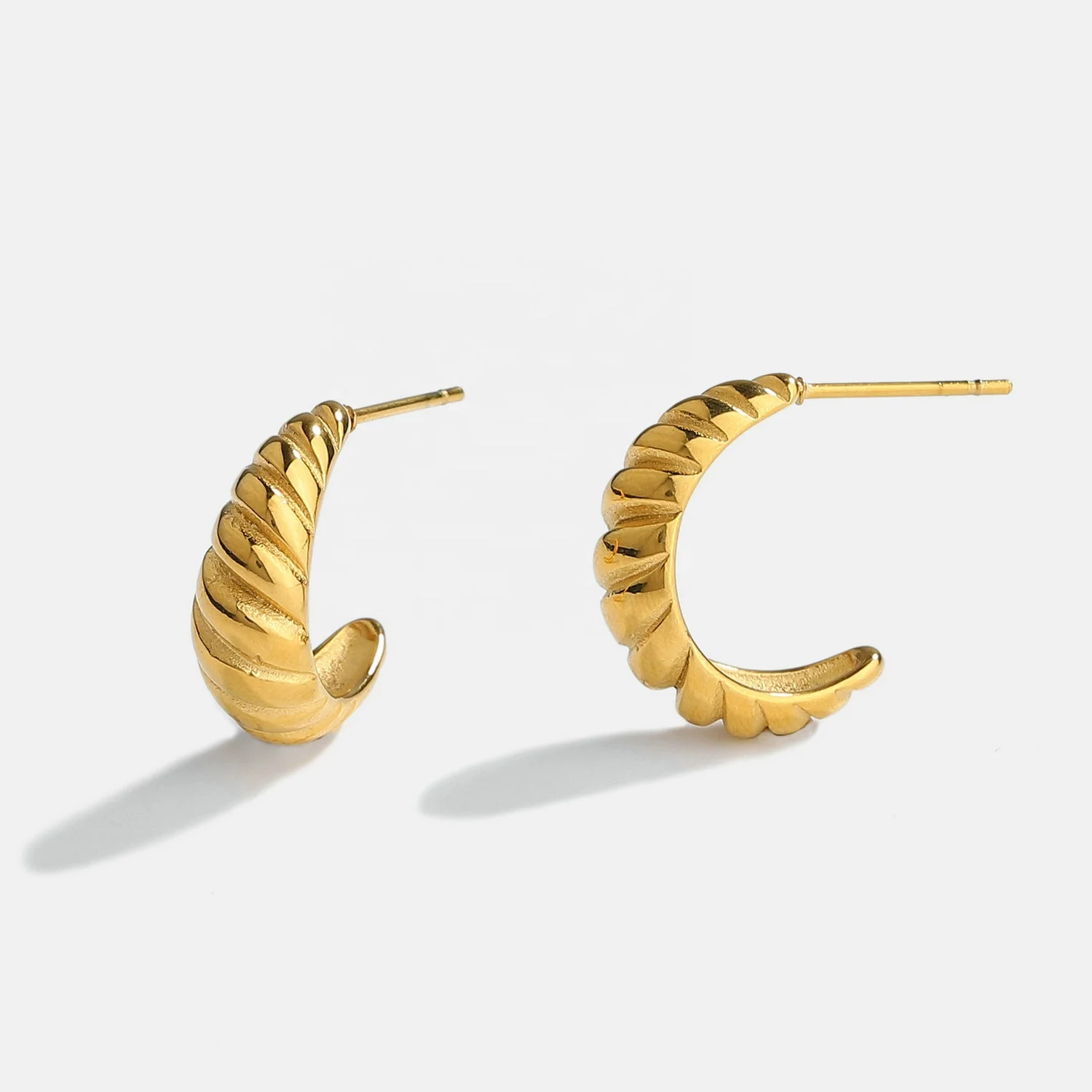 

INS New Titanium Steel Gold Twist Hoop earrings stylish 18K Gold plated stainless steel Croissant hoop earrings