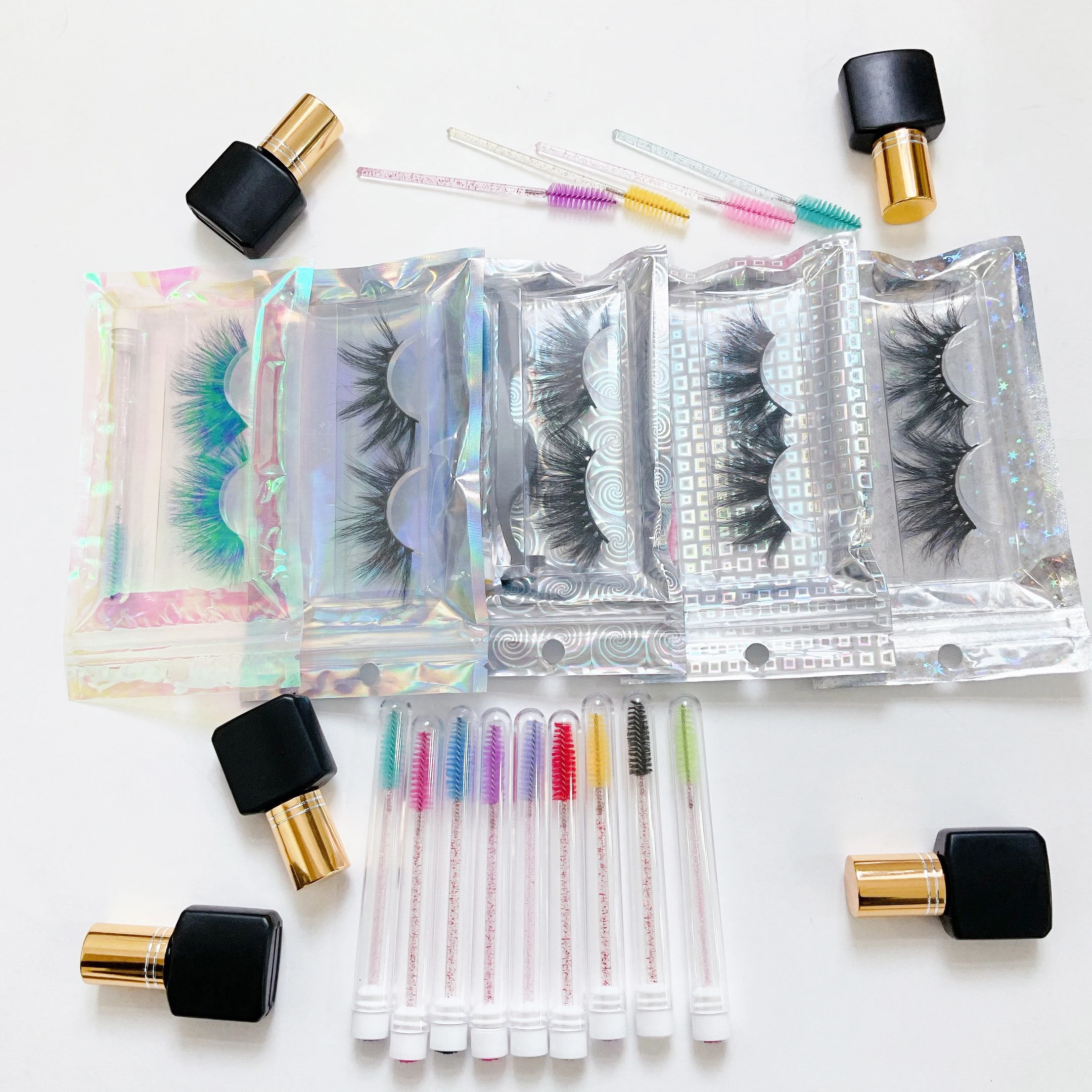 

25mm 3D Wispy Fiber Eyelashes Vendor Luxury Natural 3D Faux Mink Eyelash Lashes Vendor With Lash Packaging Bags Custom, Black