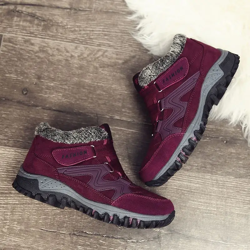 

Wholesale warm and comfortable lace up outdoors custom LOGO winter high ankle boots for men, Optional