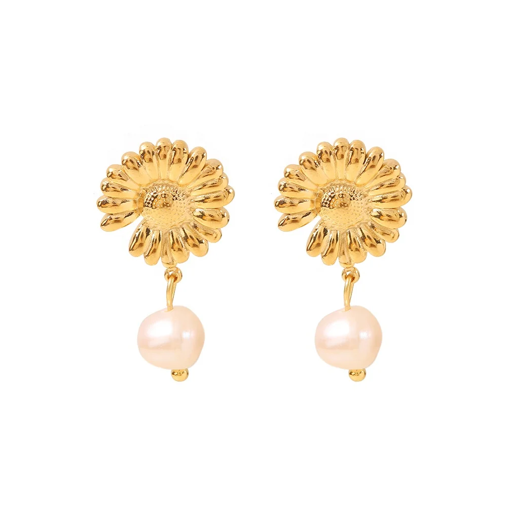 

Irregular Freshwater Pearl Vivid Small Daisy Flower 18K Gold Plated Stainless Steel Drop Earrings