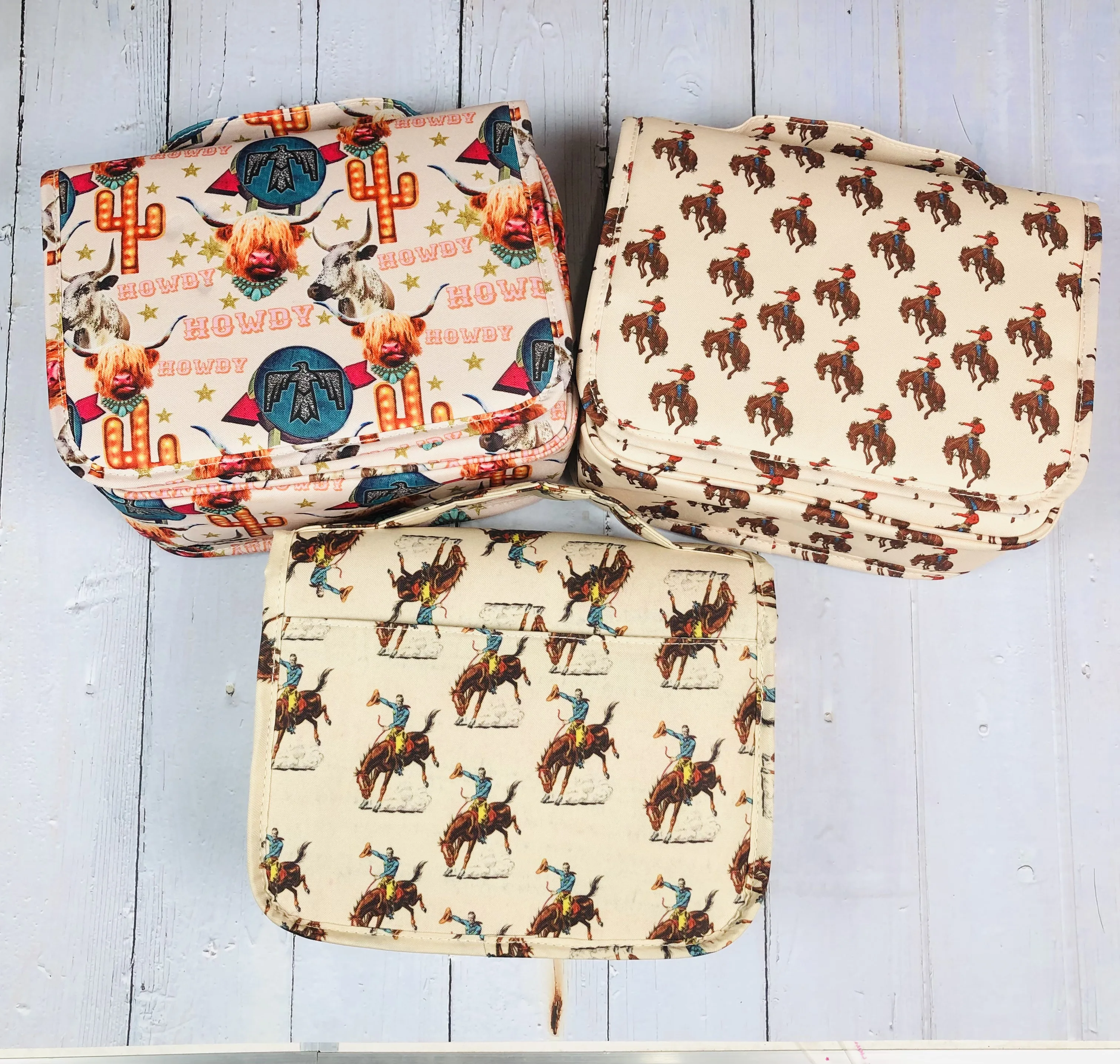 

New Personalized Western Style Howdy Cow Horse Print Canvas Travel Makeup Toiletries Wash Bag