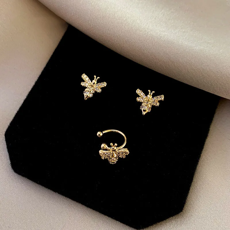 

2021 fashion 3pcs/set rhinestone women bee c cuffs earrings