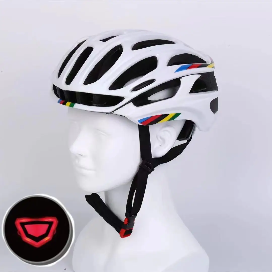 

Monu RTS PC Shell EPS Many Vents Breathable Road Bicycle Helmet With LED 3 Kinds Of Lights Bike Helmet Manufacturer, White