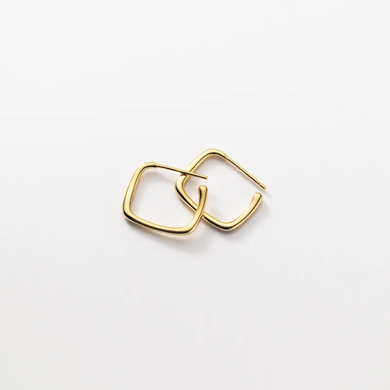 

Simple Design 18k Gold Plating Sterling Silver Geometric Smooth Square Shape Earrings S925 Silver Square Hoop Earrings