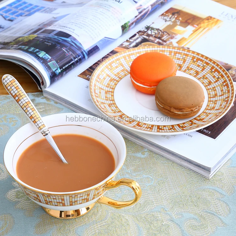 cup and saucer style8-3