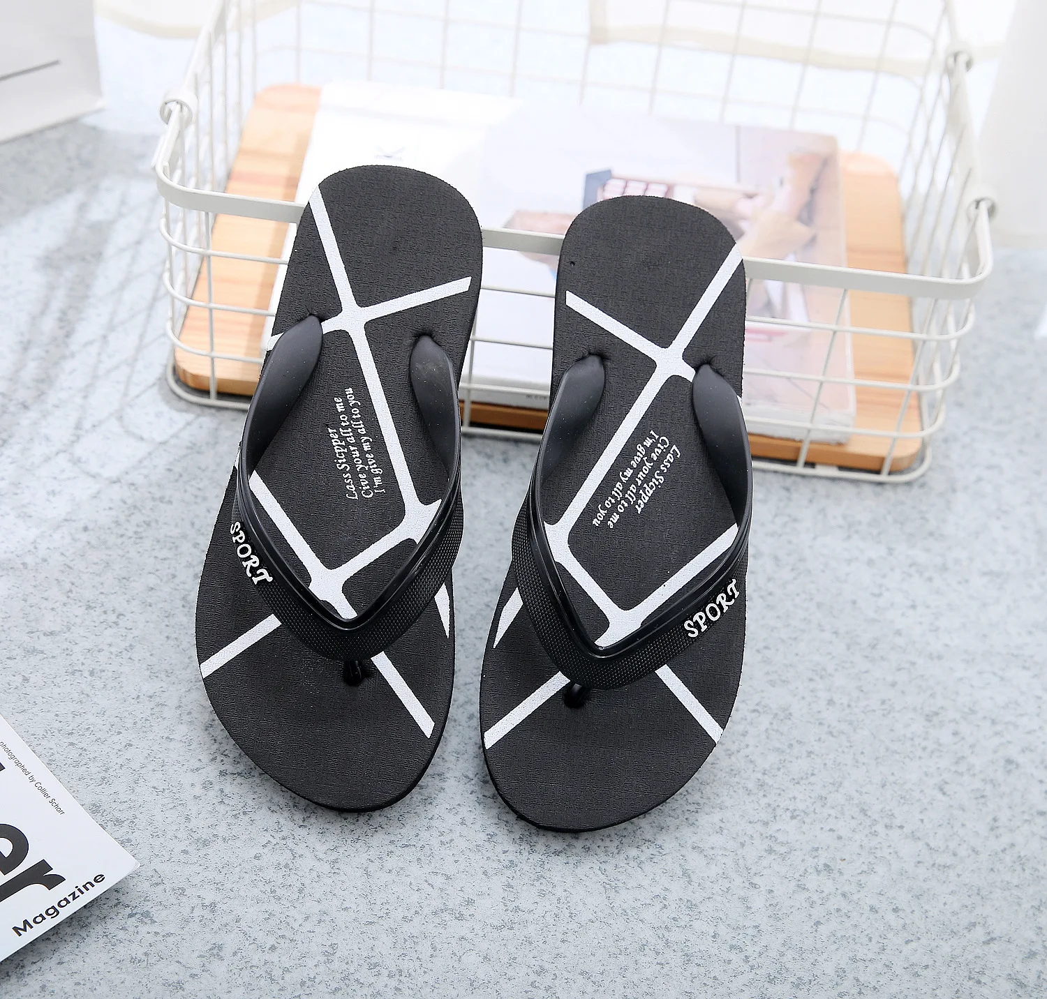 

Fashion Trending Products Oem Custom Logo Black Flip Flops Unisex Summer PVC Slippers, Customized color