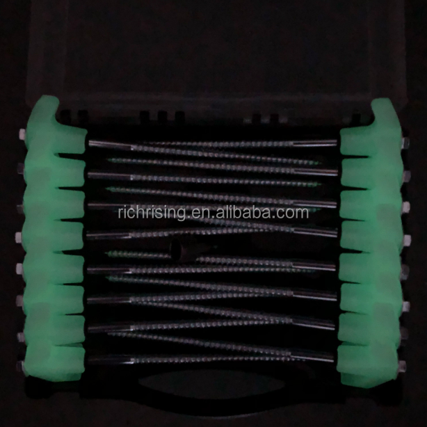 glow in the dark.png