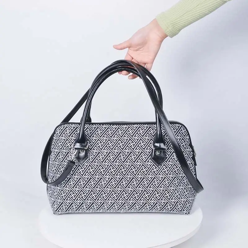 

women custom brands design wholesale embroidered bag BF0108, Customizable