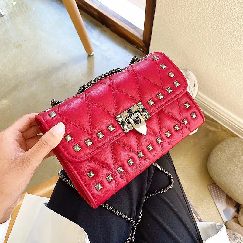 

2021 Casual trendy New style studded cross body bag For Ladies MSbag236