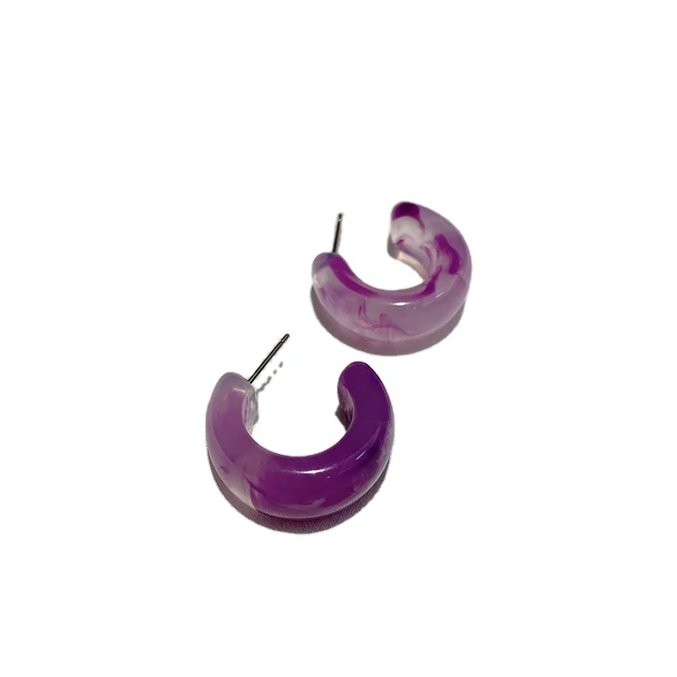 

The letter "C" gradient fashion resin high quality plum earrings