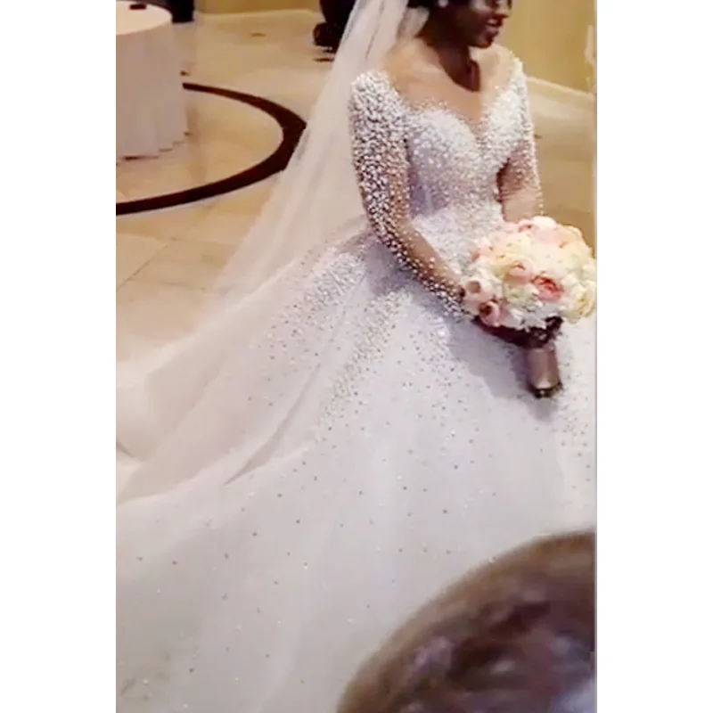 

women Elegant long train LUXURY Beaded wedding dress bridal gowns ivory mermaid wedding dress High-end bling wedding dresses, As picture
