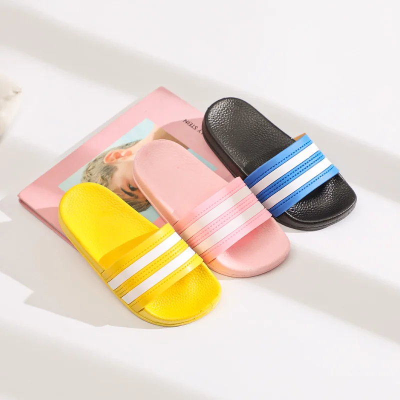 

New children's slippers summer boys and girls indoor house shoes beach outdoor Rainbow kid Sandals