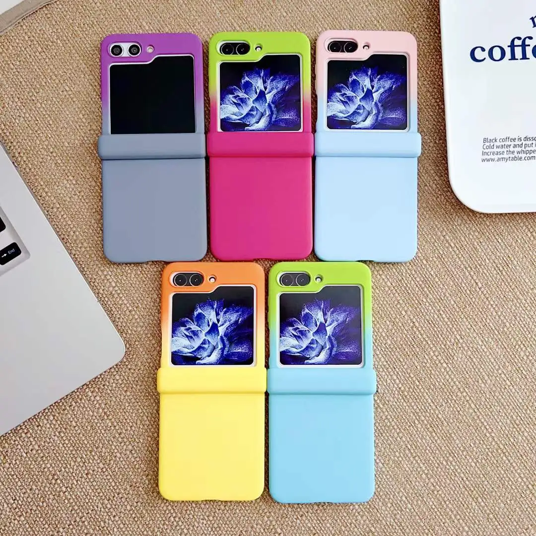 

New Design Gradient Color Inclusive Folding Phone Case Skin Feel for Samsung Z flip 5/4
