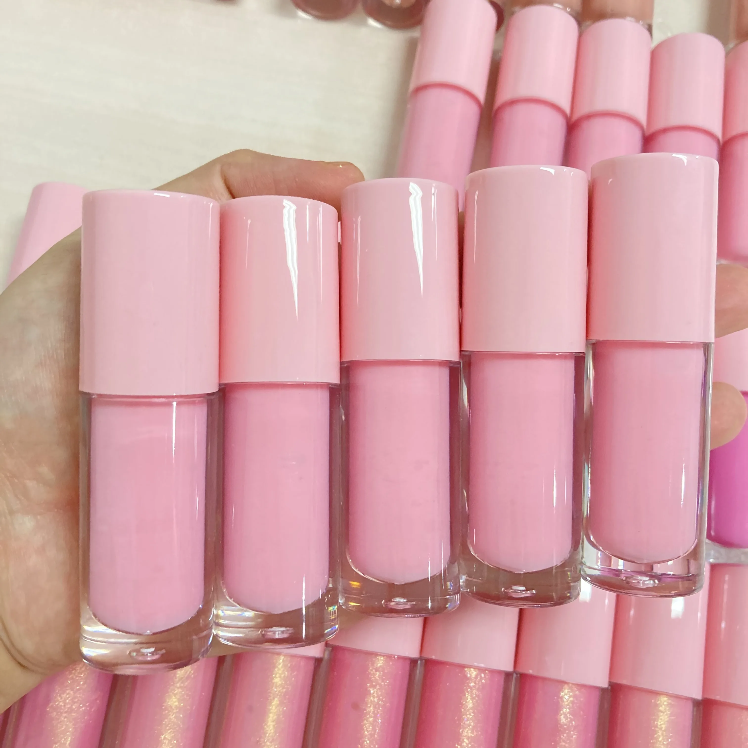 

High pigment nude lipgloss vegan lip cream shinny liquid lipstick private label lip gloss vendor