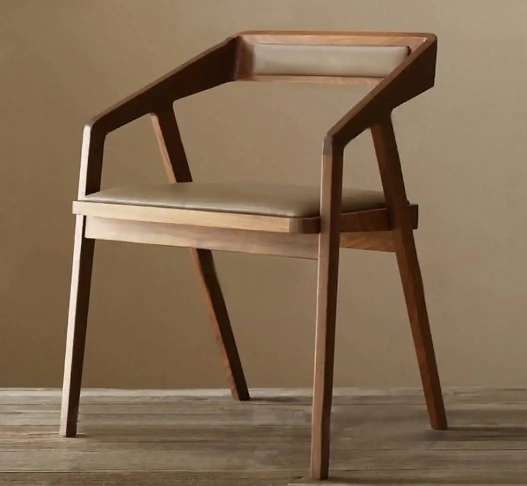 Стильные деревянные стулья