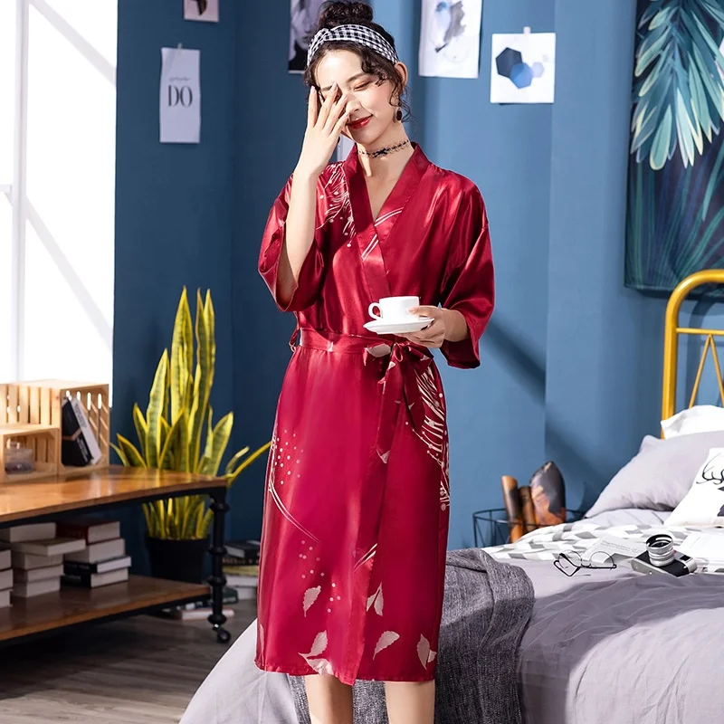 

Fashion Satin pyjamas Ladies ice silk long nightgown home pajamas Bride Bridesmaid Robe sleepwear