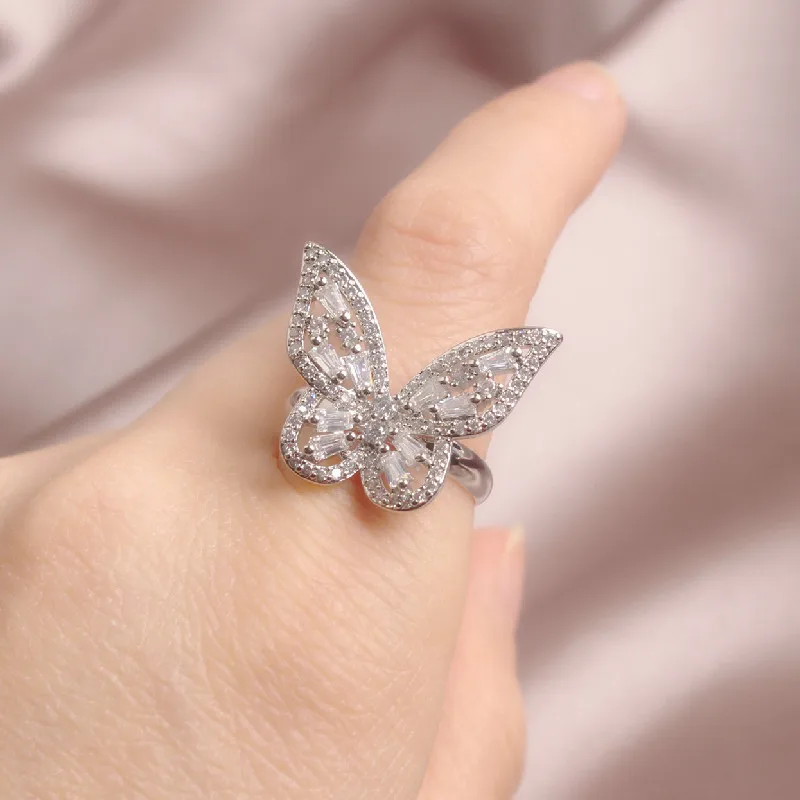 

Hot Selling Shining Butterfly Jewelry Open Adjustable Platinum Plated Iced Out Bling Zircon Butterfly Finger Ring