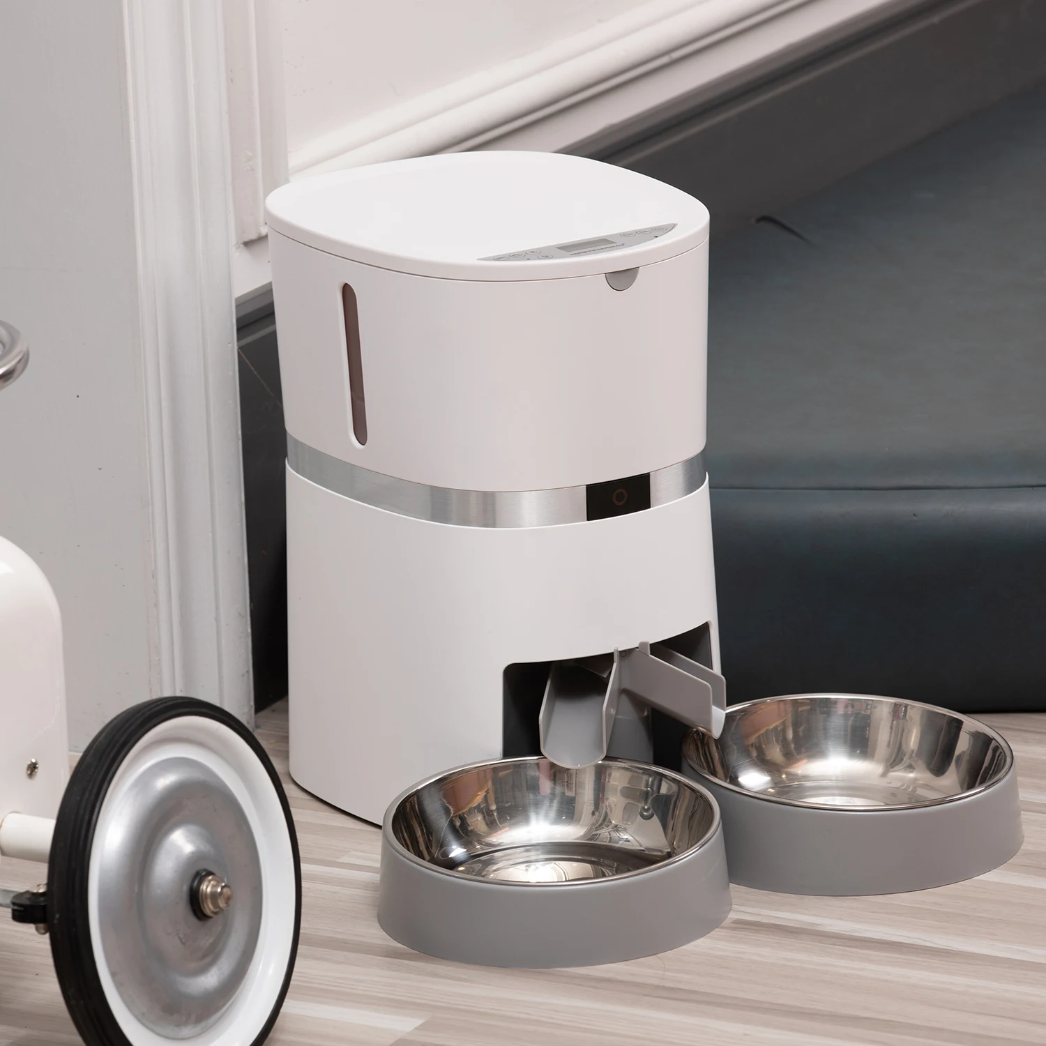 

5L Petdog Feed Semi Automatic Pet Food Dispenser Single Meal Cat Mate Small Gravity Tuya Wifi Microship Pet Feeder Timer 2 Meal, White